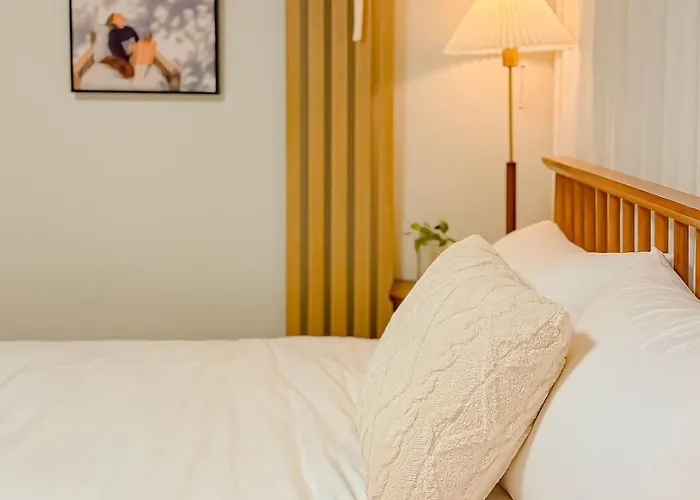 Onstay Jamwon Sinsa K-beauty Coex Apartment