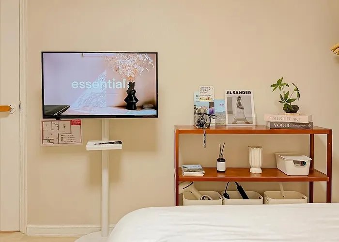 Onstay Jamwon Sinsa K-beauty Coex Apartment Seoul