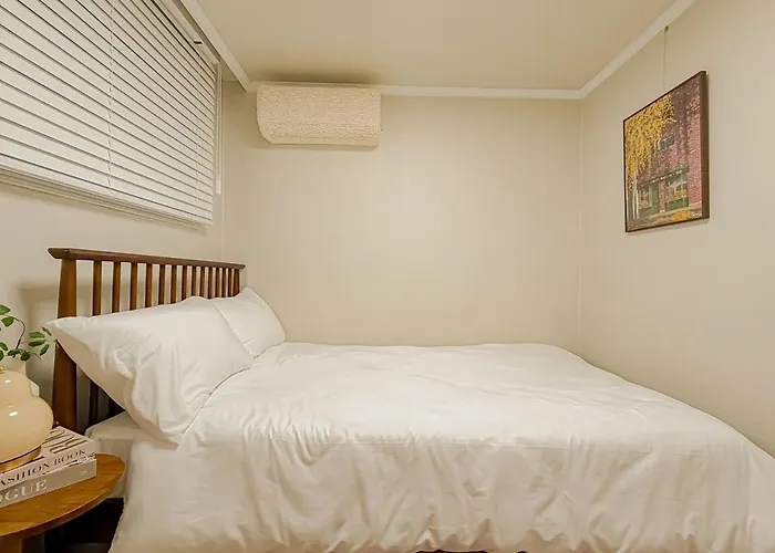 Apartment Onstay Jamwon Sinsa K-beauty Coex *